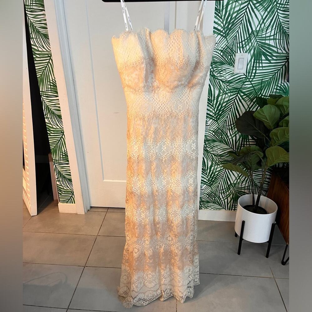 Tadashi Shoji Cream Lace Maxi Dress - Picture 3 of 10